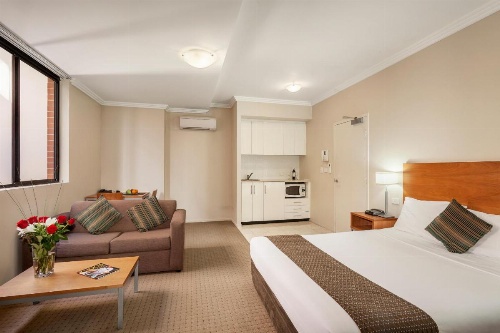 APX Darling Harbour image 13